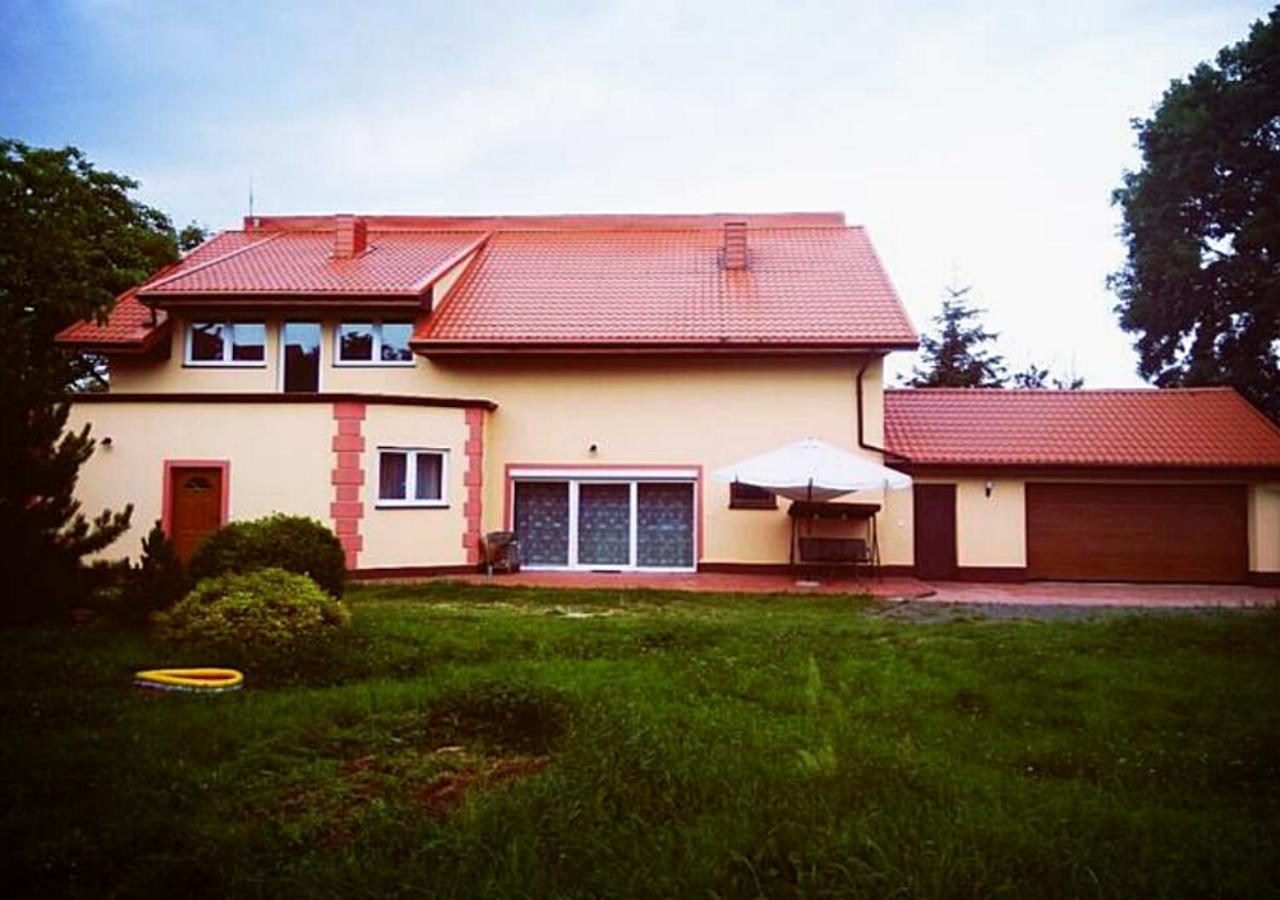 Apartamenty Gorki Male Tuszyn Buitenkant foto