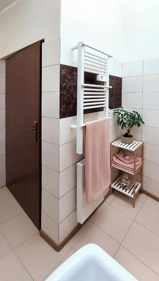 Apartamenty Gorki Male Tuszyn Buitenkant foto